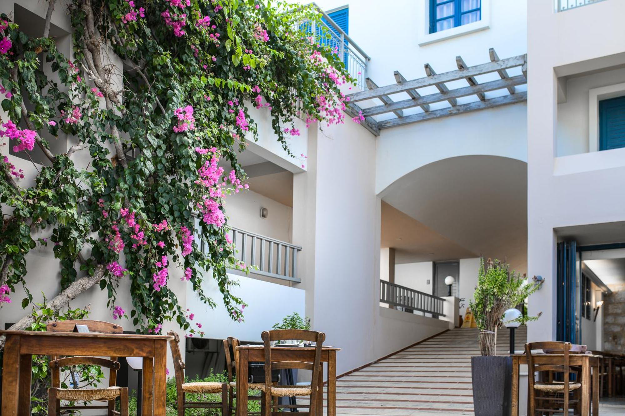 Castello Village Resort Sissi Exterior foto